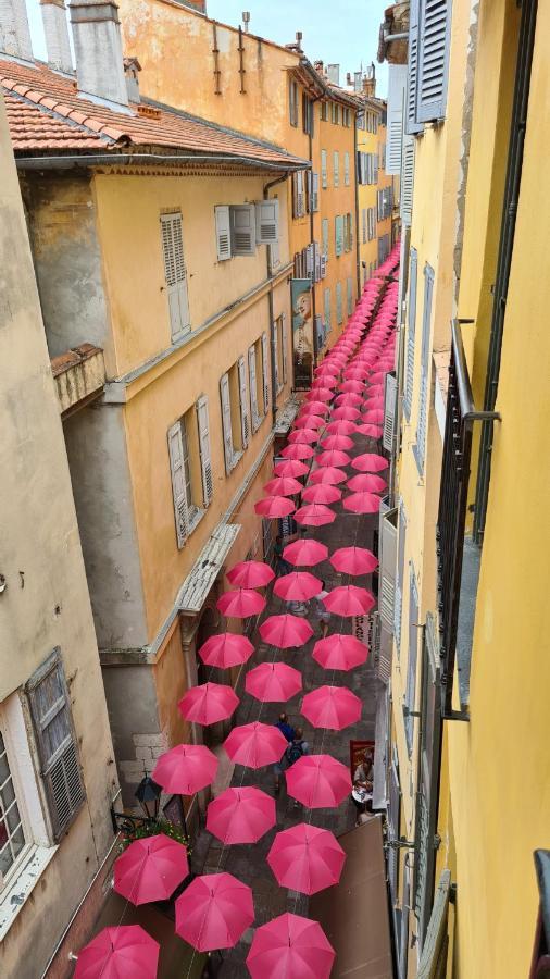 Au Coeur Des Parfumeries Grasse Exterior foto
